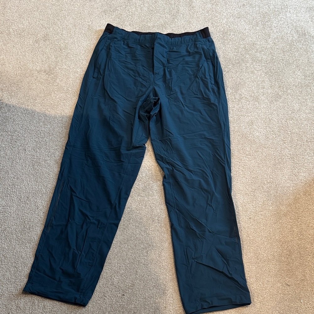 lululemon athletica Men's Deep Blue Chinos